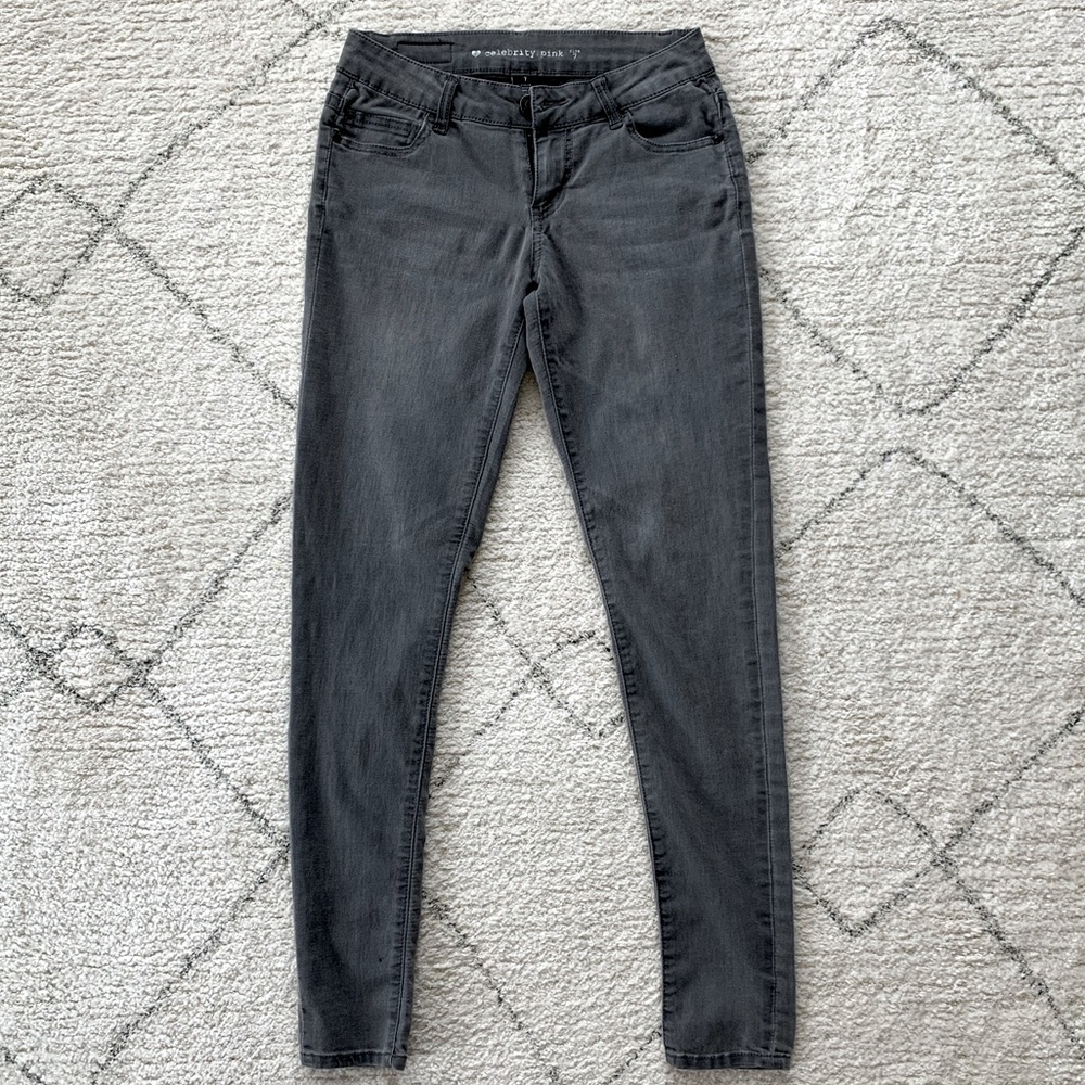Celebrity Pink Size 7 Gray Skinny Jeans